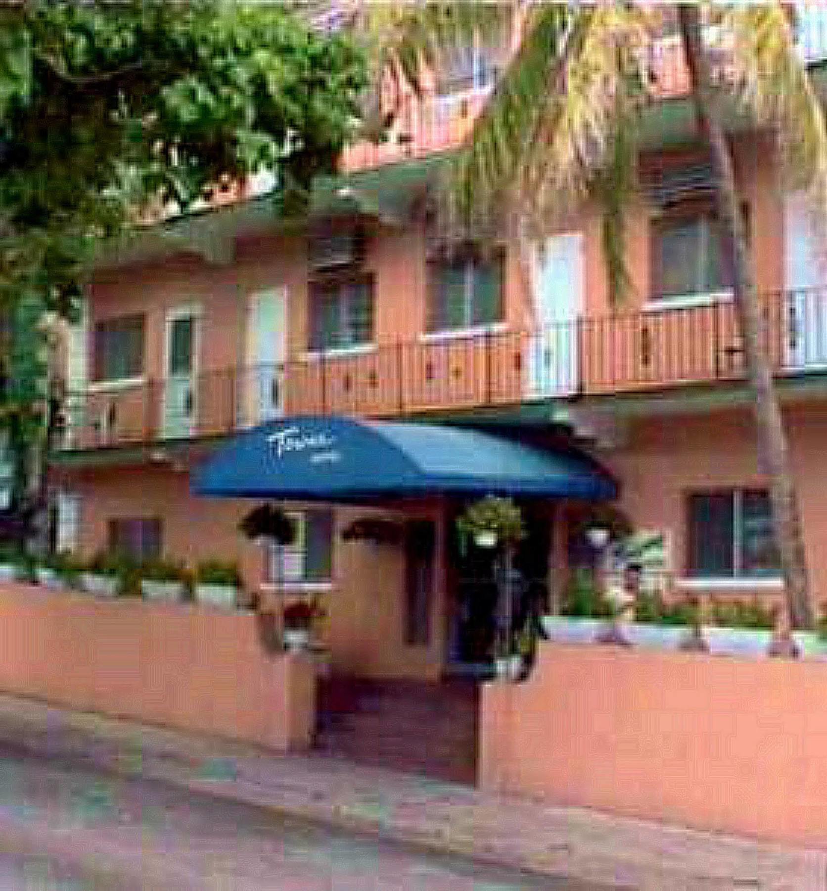 Towne Hotel Nassau Ngoại thất bức ảnh